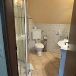Unter Der 250 Jaehrigen Eiche - Lehde Zentrum Guest house