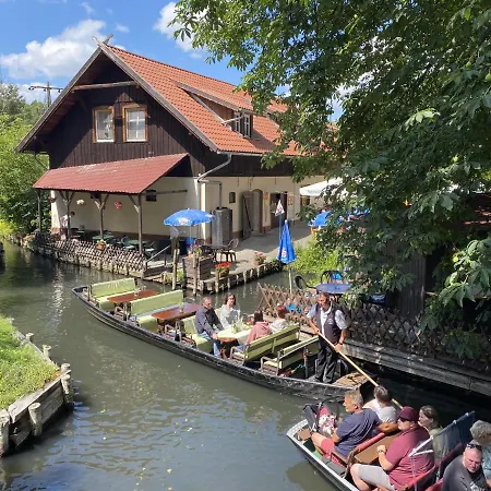 Unter Der 250 Jaehrigen Eiche - Lehde Zentrum