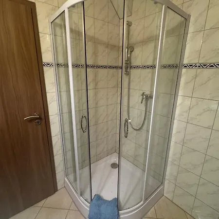 Unter Der 250 Jaehrigen Eiche - Lehde Zentrum Guest house
