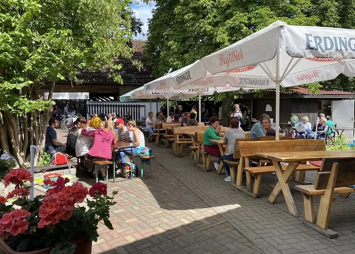 Unter Der 250 Jaehrigen Eiche - Lehde Zentrum Pensionat