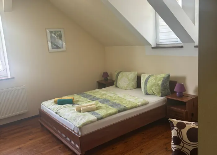 Unter Der 250 Jaehrigen Eiche - Lehde Zentrum ゲストハウス